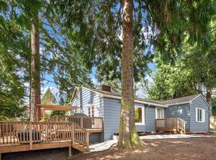 10747 Sand Point Way NE, Seattle, WA 98125