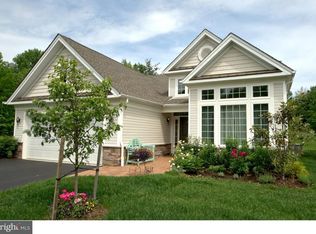 90 Hardwick Dr, Kendall Park, NJ 08824