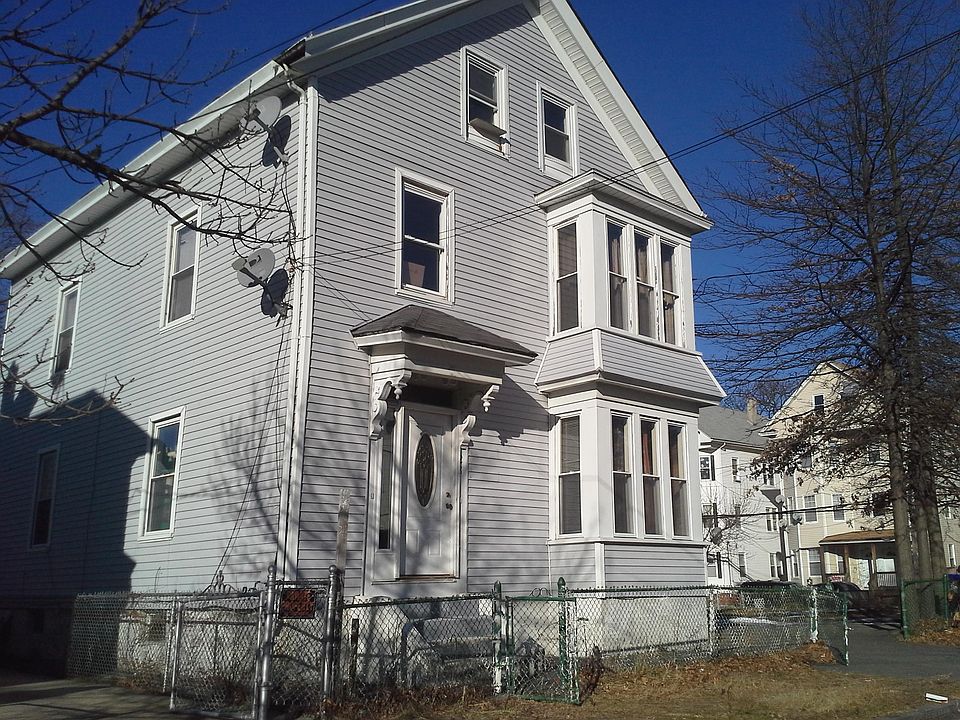 2nd image of 28 Harvest St