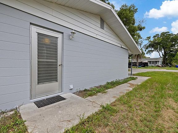 4th image of 5900 AVOCADO STREET