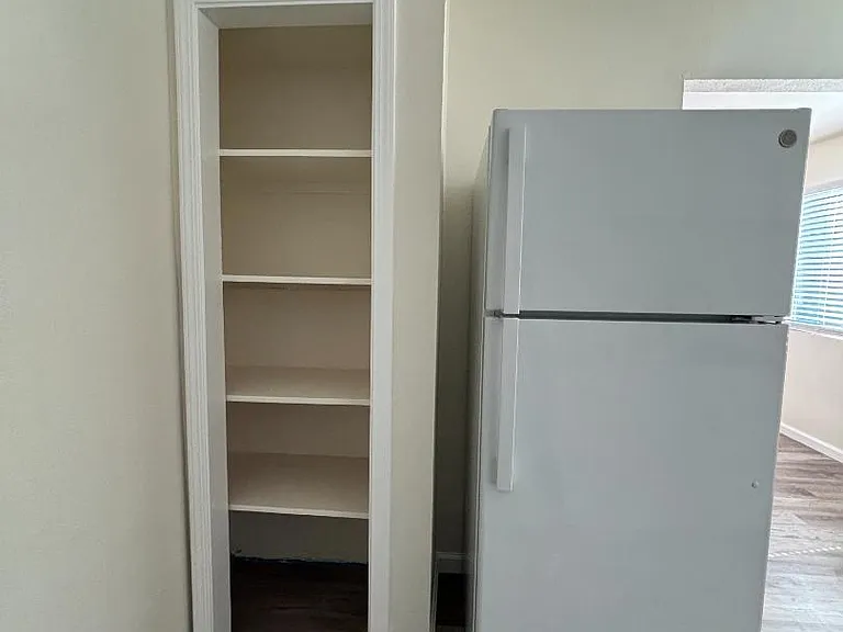 Unit Photo