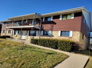 Holly Heights, Milwaukee, WI 53220