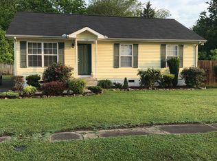 402 W Moore St, Tullahoma, TN 37388