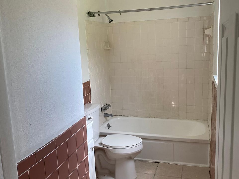 1st image of 2609 Revere Ave #9-D