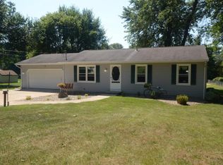 7346 Saginaw Dr, Kalamazoo, MI 49048