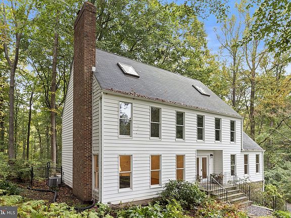 5th image of 6948 Solomons Island Rd