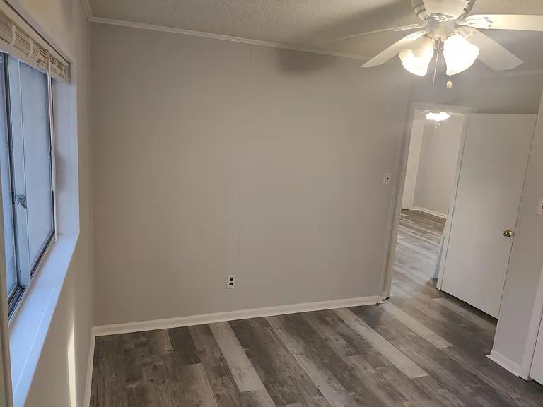 1625 Smith Level Rd — Photo 10