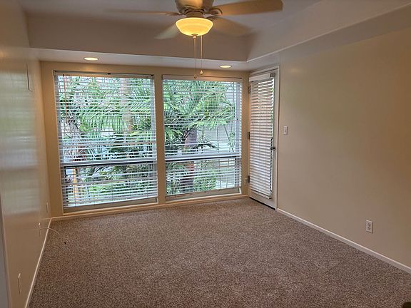 3rd image of 949 Prospect St APT 302