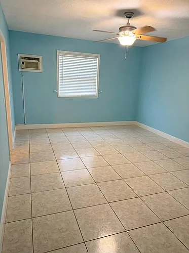 1260 Balmy Beach Dr Photo 1