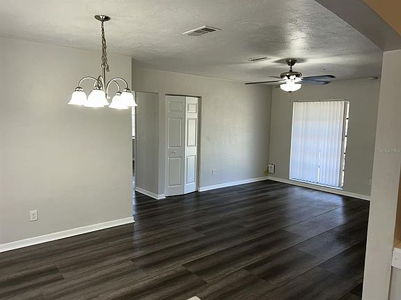 4th image of 1241 Pilgrim Rd