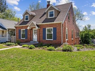 325 22nd St NE, Cedar Rapids, IA