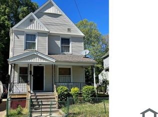 8611 Harkness Rd, Cleveland, OH 44106