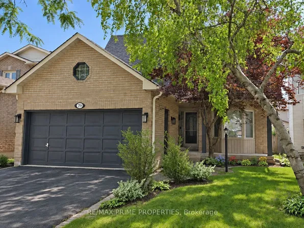29 Redmond Dr, Ajax, ON L1S 5R8