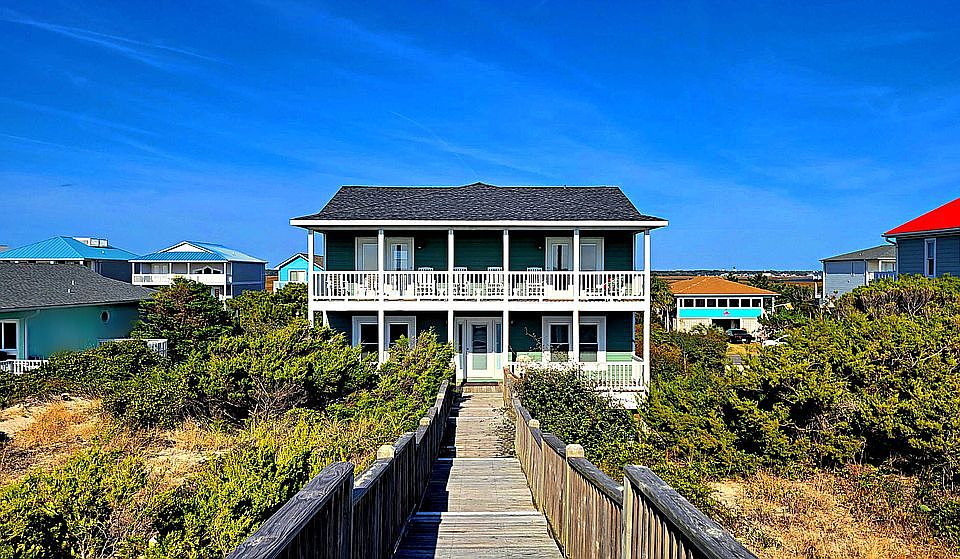 2nd image of 427 Caswell Beach Rd