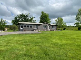 1372 Dublin Rd, Waterford, PA 16441