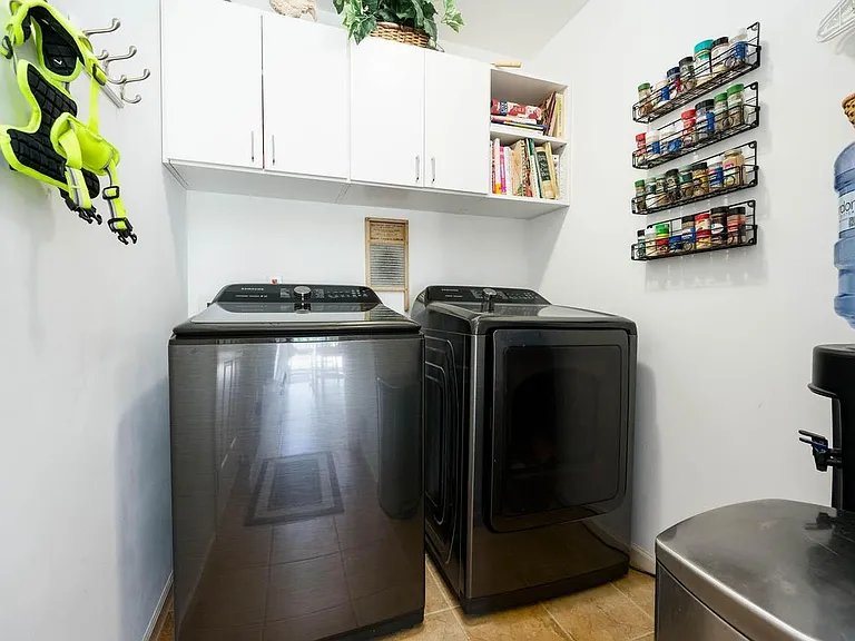 Laundry area, washer, dryer