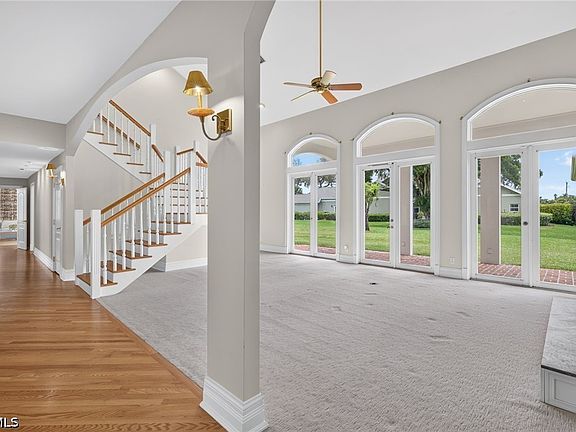 4th image of 23 Winewood Ct