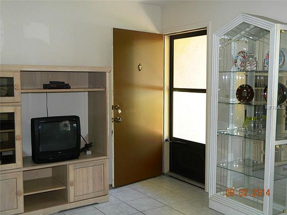 5th image of 23 Quails Run Blvd Unit 3