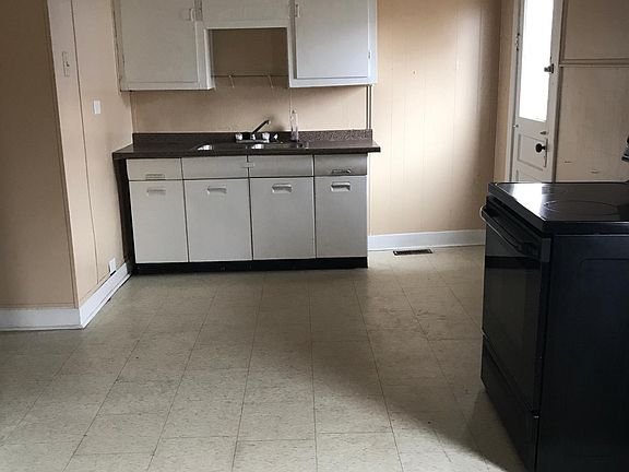 4th image of 201 N Garfield St APT 2