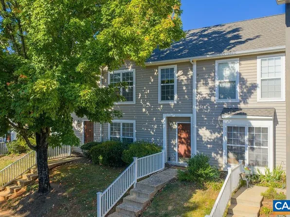 105 Greenwich Ct, Charlottesville, VA 22902