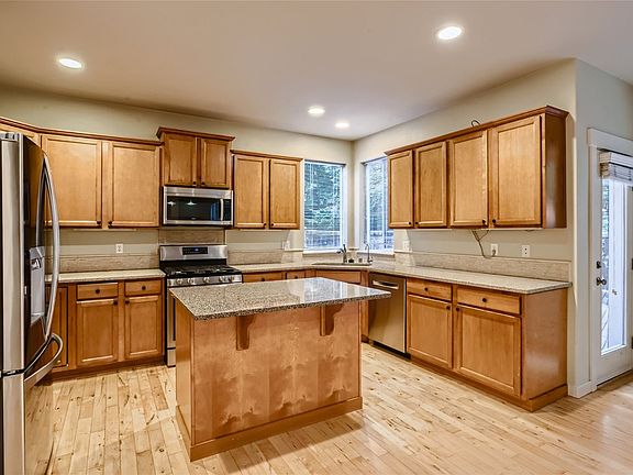 4th image of 15311 276th Pl NE