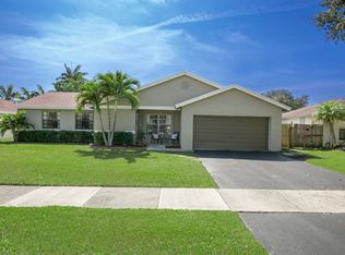 11860 SW 51st Ct, Cooper City, FL 33330