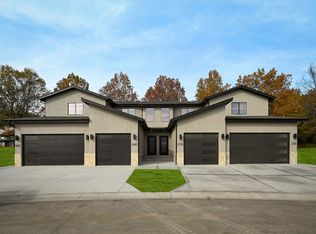 220 Sumac Rd, Raymore, MO 64083