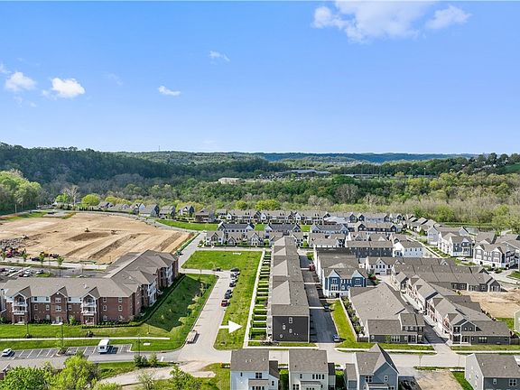 4th image of 1636 Hastings Park Dr