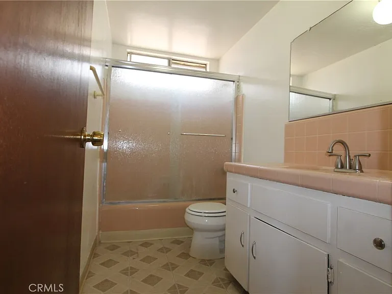 308 N Primrose Ave #D — Photo 16