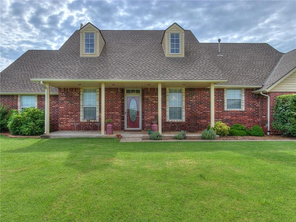 1st image of 8262 Rockcliff Way