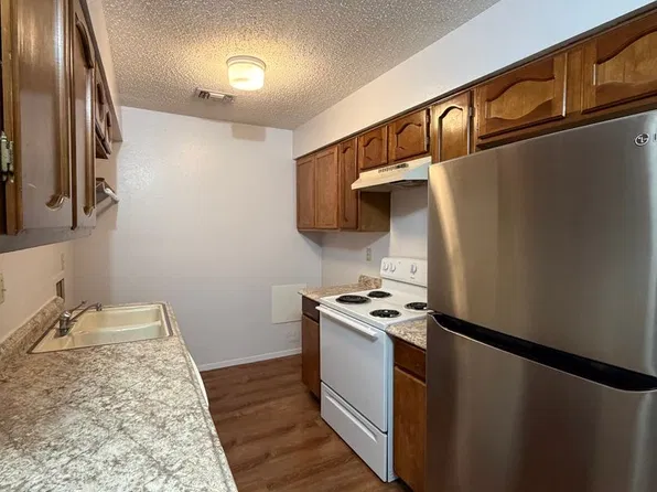 Calle Sur Apartments, 616-716 W Calle Sur St #626, Hobbs, NM 88240