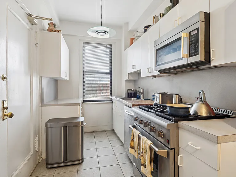 375 Mount Prospect Ave #6C-BR2 — Photo 9