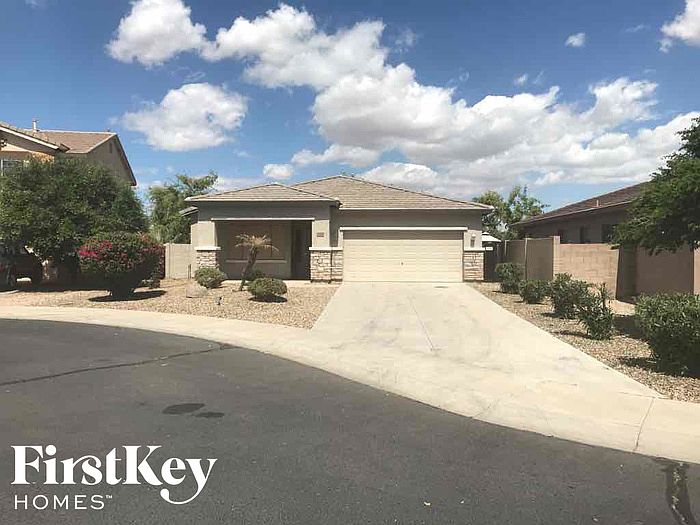 1st image of 14760 W Larkspur Dr