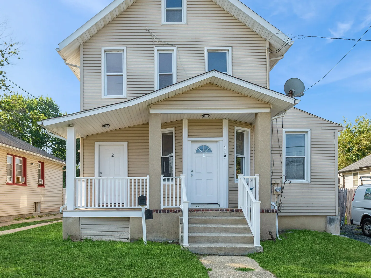 3 bed, $3,200 — Photo 1