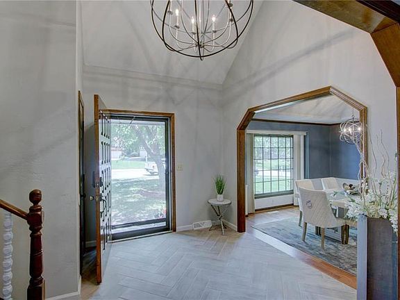 2nd image of 10672 Walmer Ln