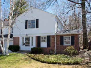 2402 Mount Overlook Ave, Cleveland, OH 44104