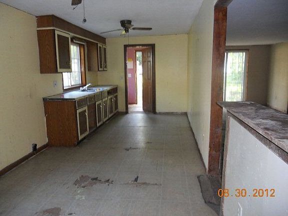 3rd image of 616 N Sandusky St