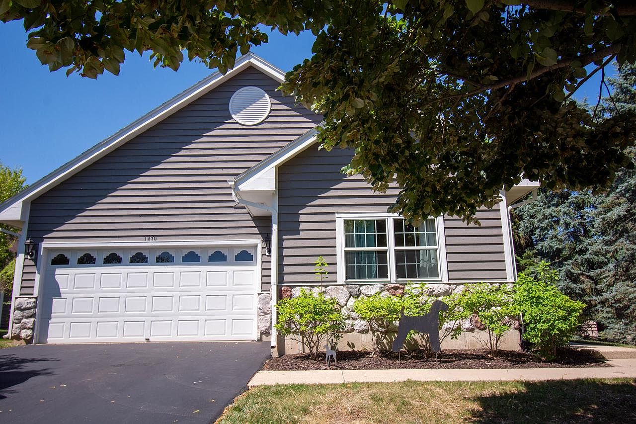 1870 Golfview DRIVE