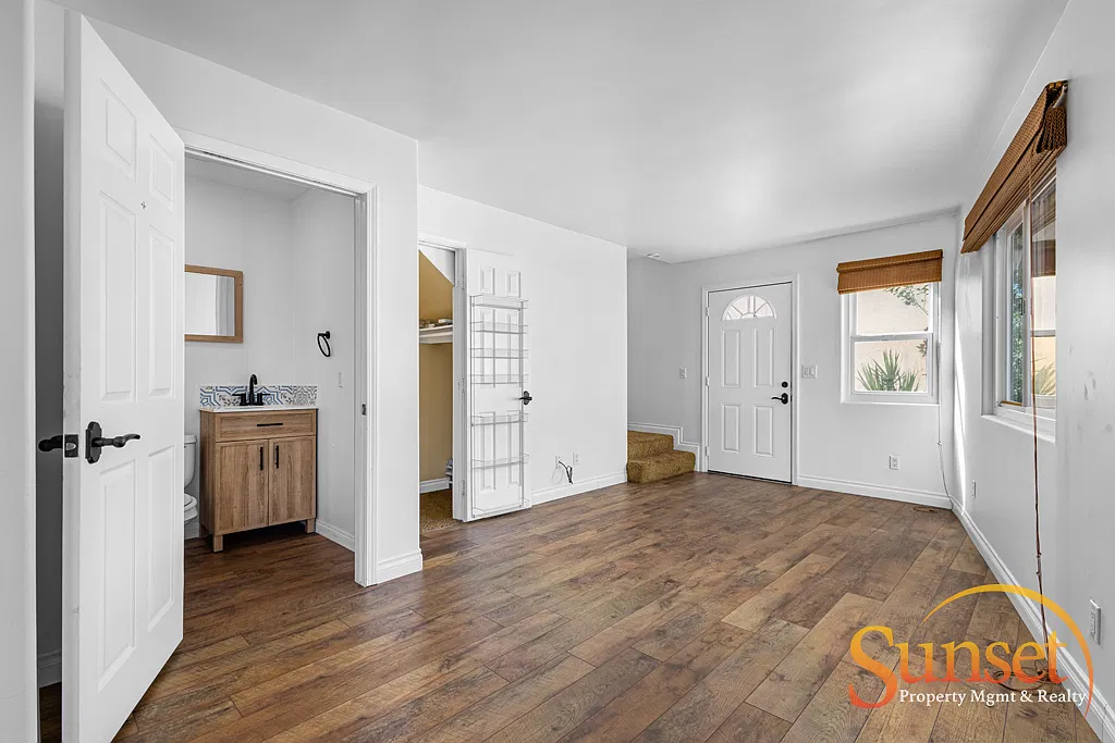 2 bed, 786 sqft, $2,995 — Photo 1