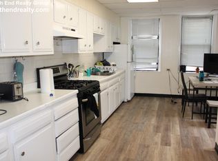 55 Hemenway St #1A, Boston, MA 02115