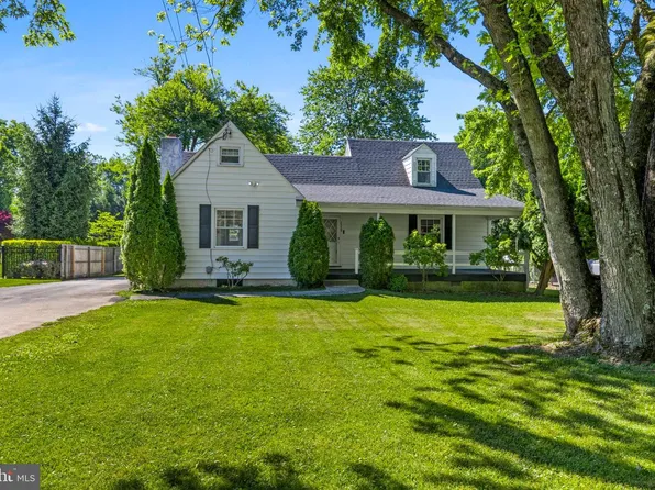 3558 Sawmill Rd, Newtown Square, PA 19073