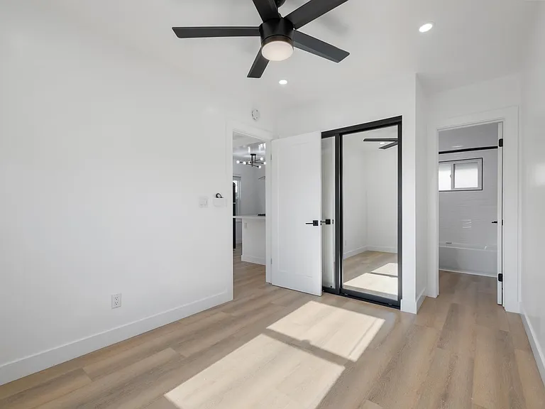 114 Madison Ave #B — Photo 10