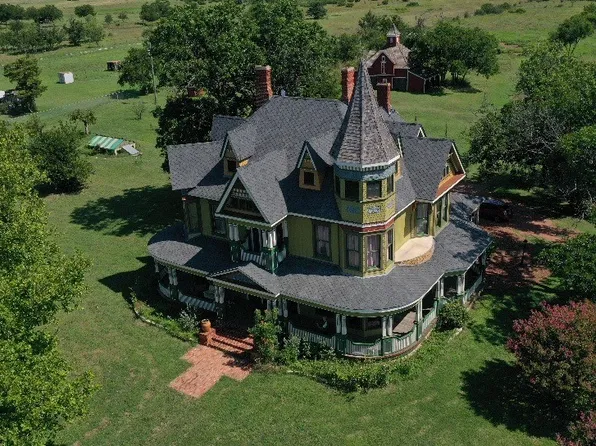 502 W Clinton St, Dublin, TX 76446