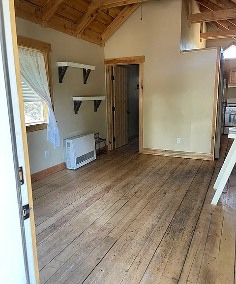 429 Dyke Blvd — Photo 4