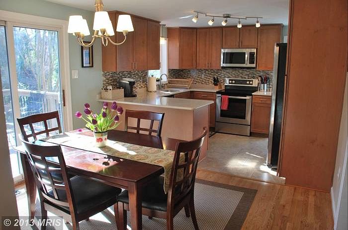 Dining Room & Kitchen