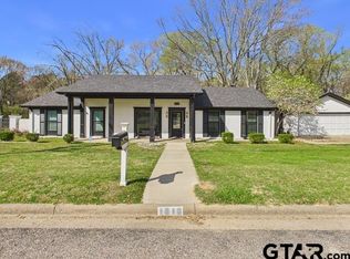 1010 Bel Air Dr, Athens, TX