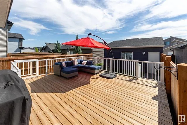 2119 160 Street SW, Edmonton — Photo 1