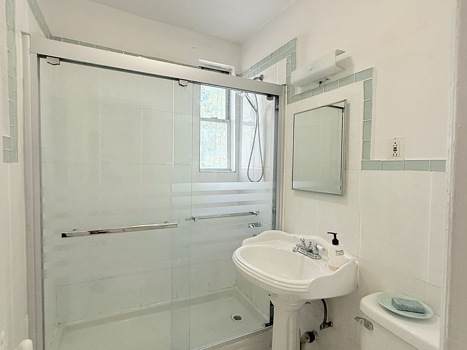 1st image of 175 Concord St #2A