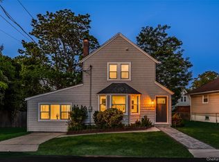 19 Westside Avenue, Bay Shore, NY 11706