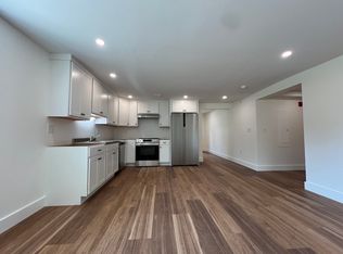 61 Old Amherst Rd #1, Sunderland, MA 01375